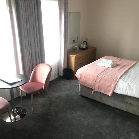 Killead House Hotel Aldergrove Bagian luar foto