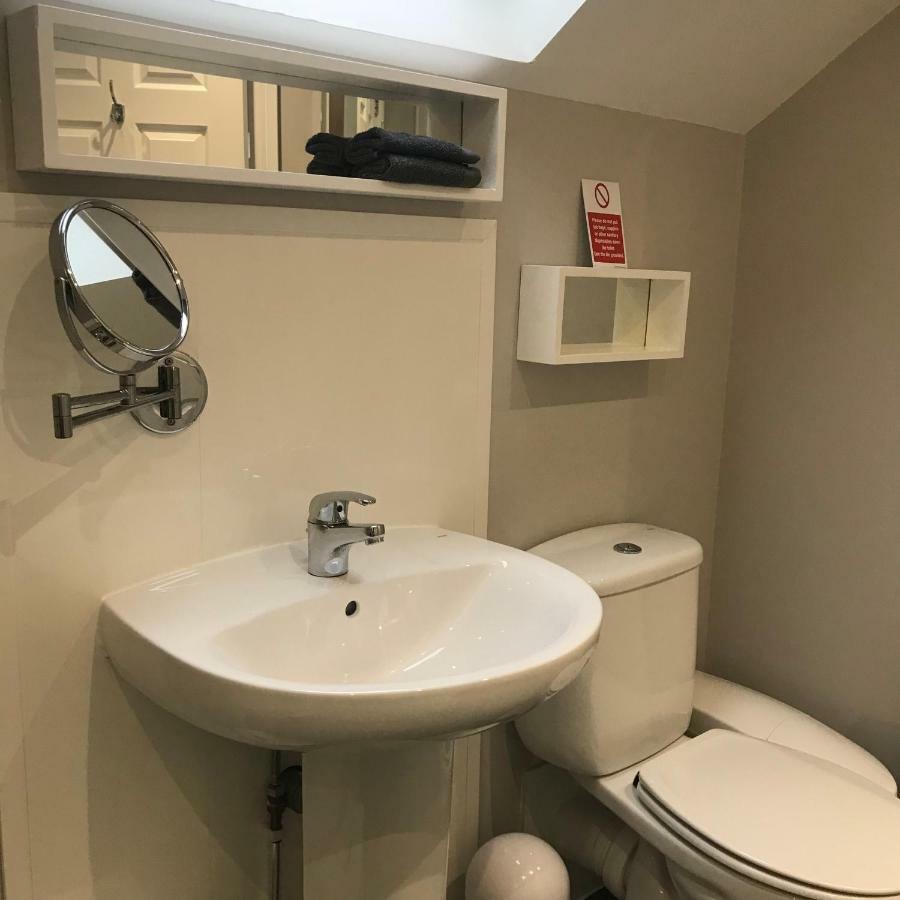 Killead House Hotel Aldergrove Bagian luar foto