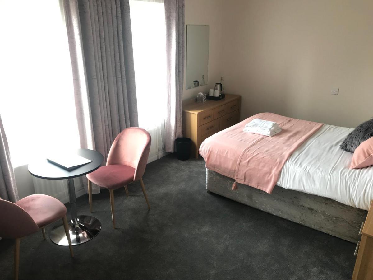 Killead House Hotel Aldergrove Bagian luar foto